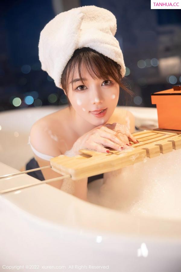 婠婠么  [XiuRen]高清写真图 2022.08.23 No.5477 婠婠么第34张图片